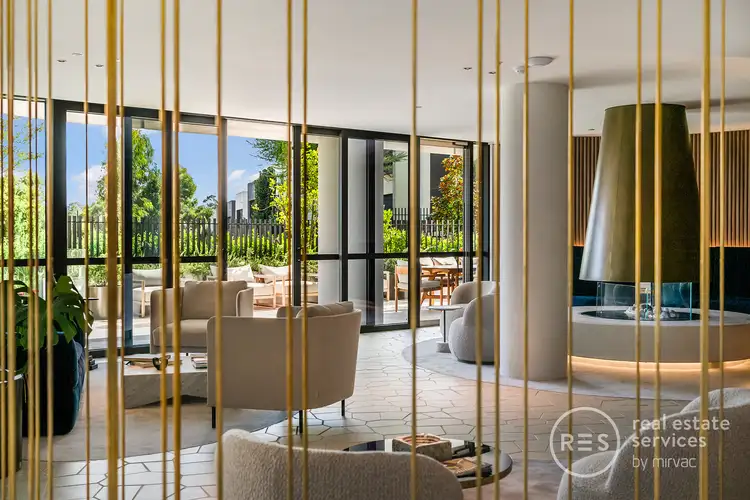 410/57 Stables Circuit