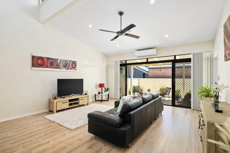 Fifth view of Homely villa listing, 2/62-66 Pacific Street, Long Jetty NSW 2261