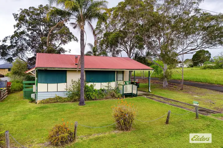 11 Burdett Street, Tinonee NSW 2430