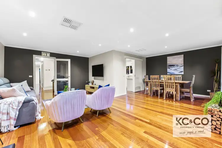 Sixth view of Homely house listing, 29 William Perry Close, Endeavour Hills VIC 3802