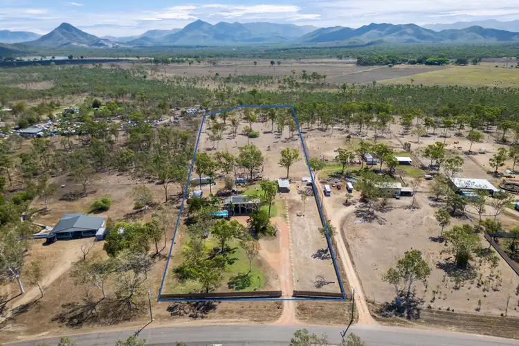24 McKinnon Road, Black River QLD 4818