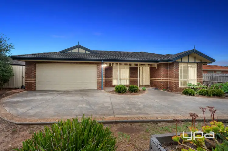 6 Harrow Court, Kurunjang VIC 3337