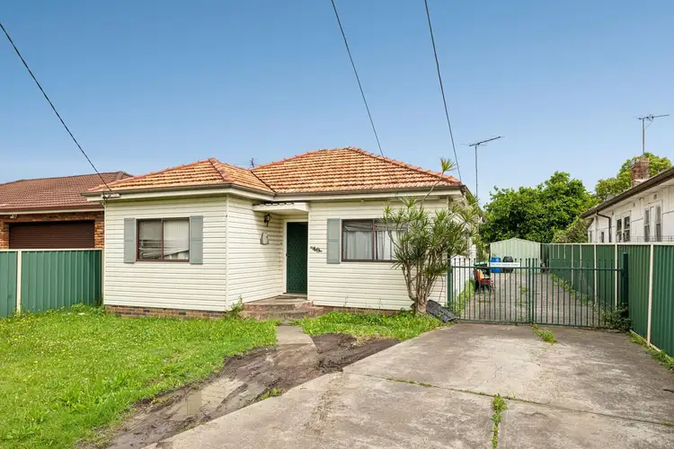 40 Railway Parade, Fairfield NSW 2165