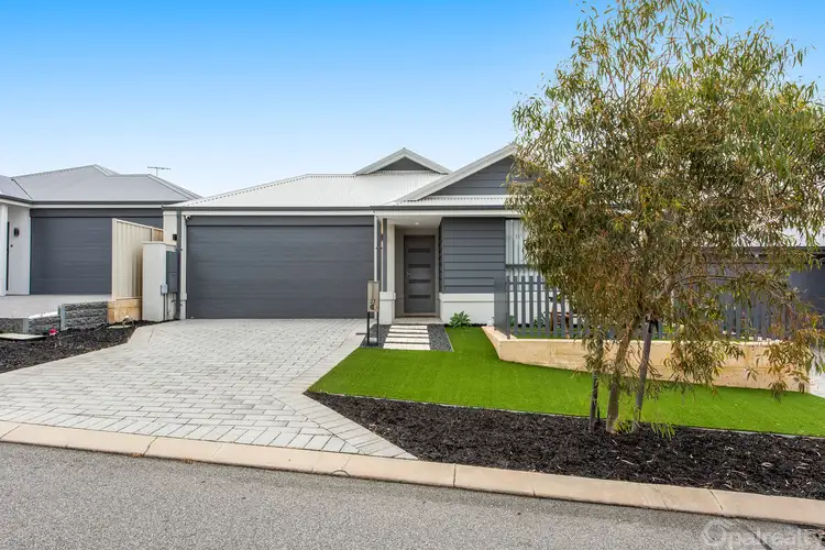 27 Runaway Approach, Golden Bay WA 6174