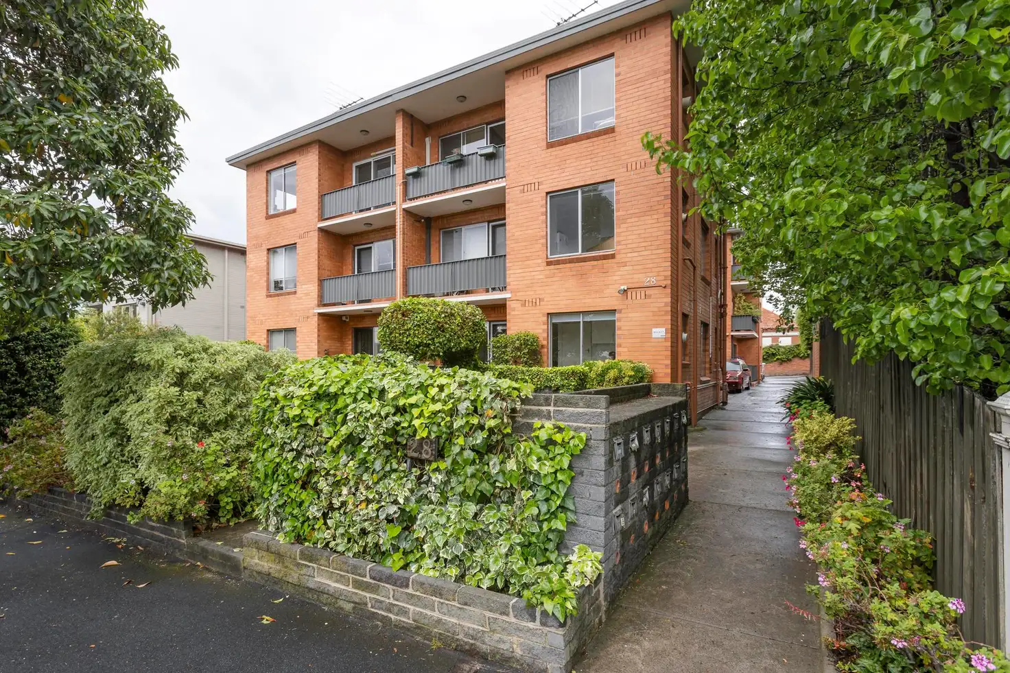 Main view of Homely apartment listing, 2/28 Elm Street, Hawthorn VIC 3122