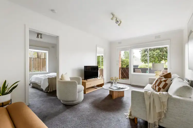 Third view of Homely apartment listing, 2/28 Elm Street, Hawthorn VIC 3122