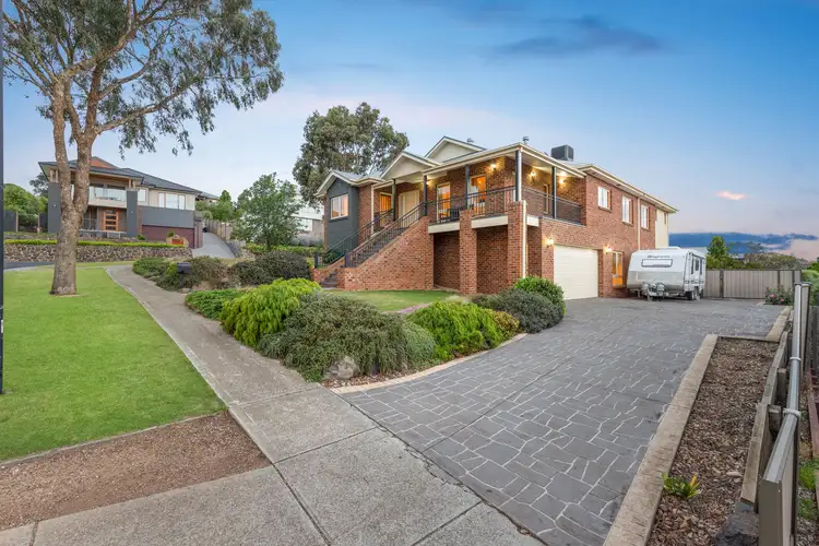 1 Earlington Crescent, Sunbury VIC 3429