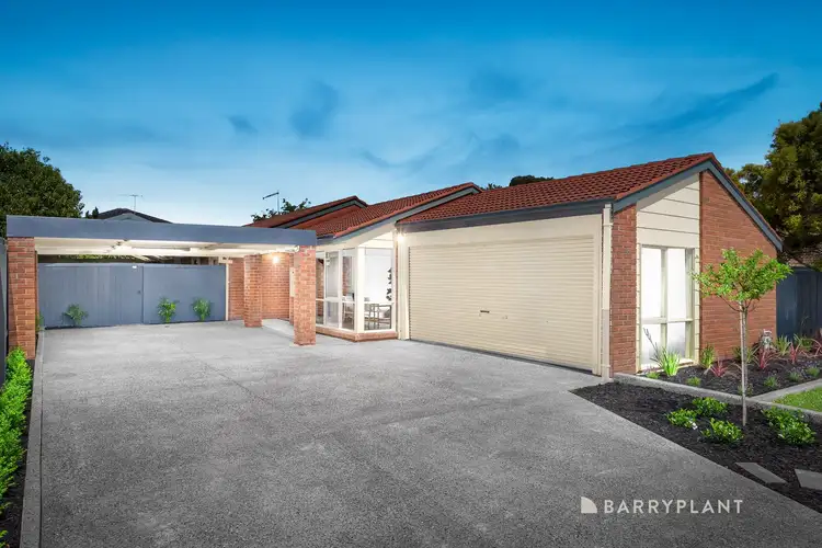 11 Tench Court, Mill Park VIC 3082