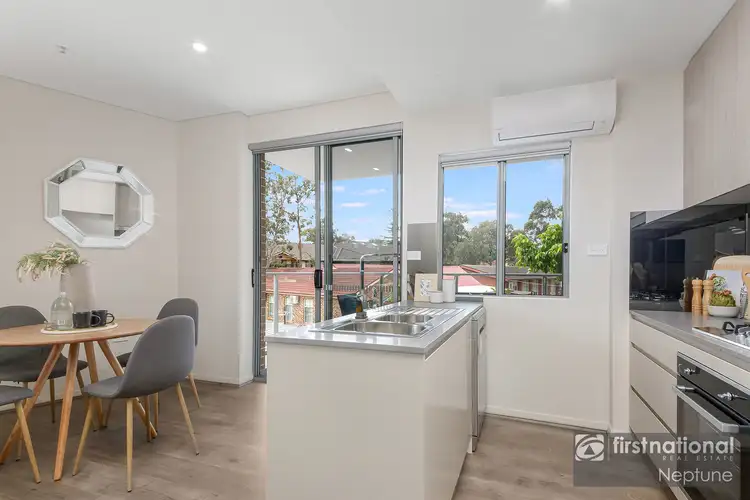 Third view of Homely apartment listing, 9/4-6 Linden Street, Toongabbie NSW 2146