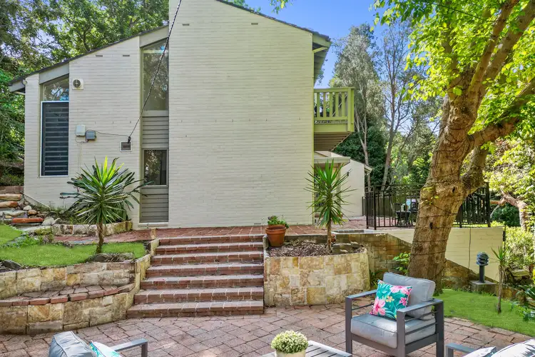 12 Hillside Avenue, St Ives NSW 2075