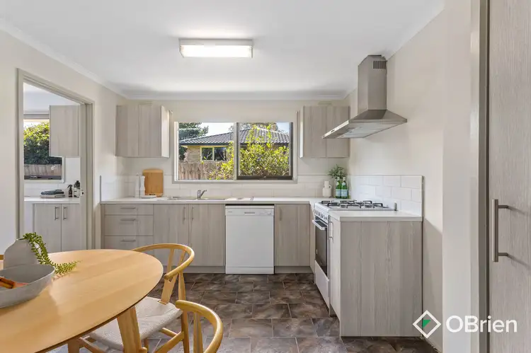 Fourth view of Homely unit listing, 1/37 Heatherhill Road, Frankston VIC 3199