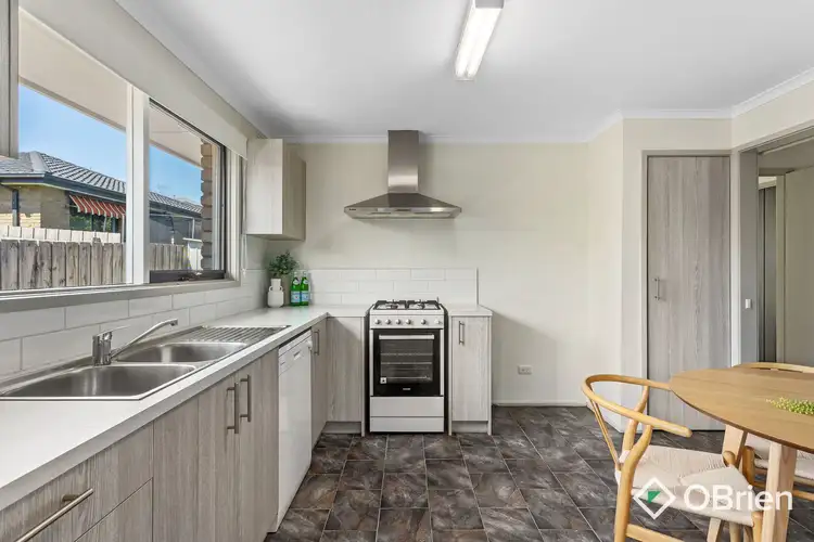 Fifth view of Homely unit listing, 1/37 Heatherhill Road, Frankston VIC 3199