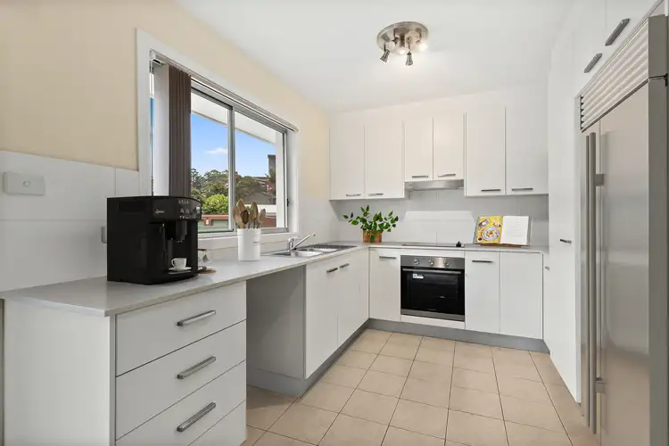 Sixth view of Homely villa listing, 2/26 Rowland Avenue, Wollongong NSW 2500