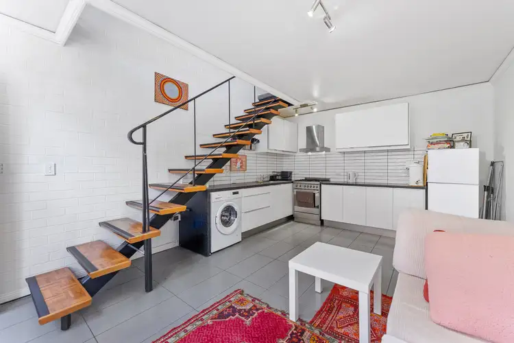 Third view of Homely apartment listing, 3/190 Murrumbeena Road, Murrumbeena VIC 3163