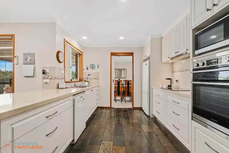 Fifth view of Homely house listing, 2 Leahy Place, Gordon ACT 2906