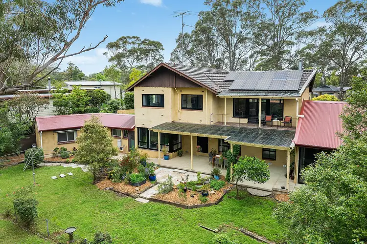 19 Hawkins Parade, Blaxland NSW 2774