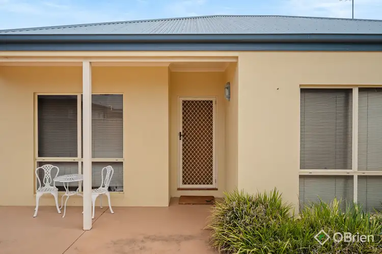 Second view of Homely townhouse listing, 2/25 Park Lane, Wangaratta VIC 3677