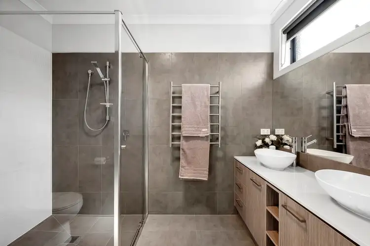 Sixth view of Homely unit listing, 8B Roslyn Road, Belmont VIC 3216