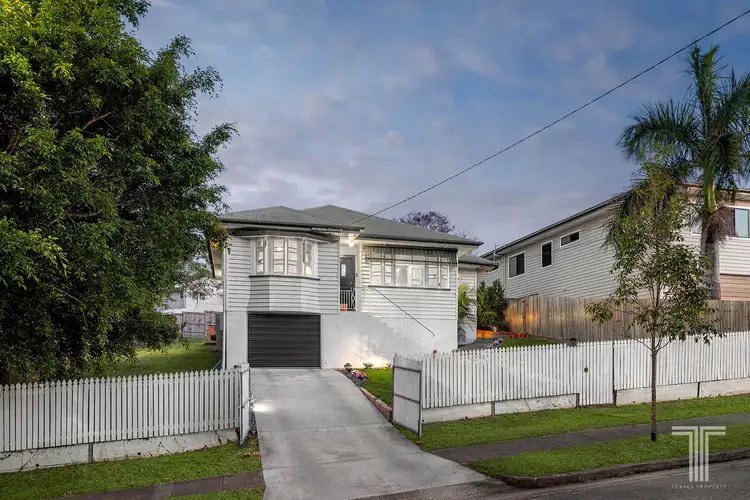11 Servius Avenue, Seven Hills QLD 4170