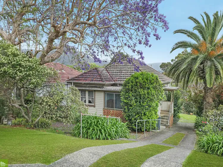 14 Brownlee Street, Mangerton NSW 2500