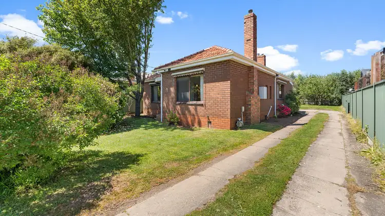 24 Water Street, Brown Hill VIC 3350