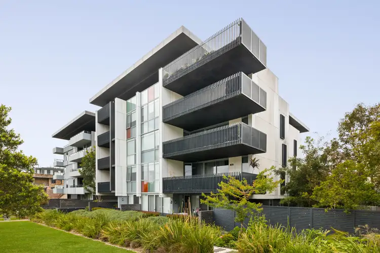 45/4-8 Bouvardia Street