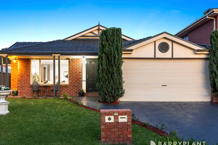 27 Kings Court, Wantirna South VIC 3152