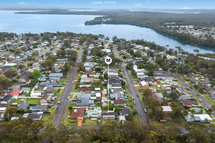 25 Scaysbrook Avenue, Chain Valley Bay NSW 2259