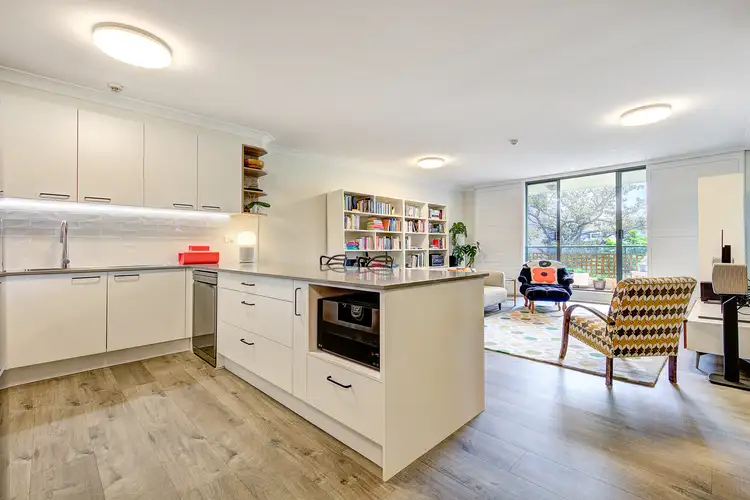 Fifth view of Homely apartment listing, 402/39 McLaren Street, North Sydney NSW 2060