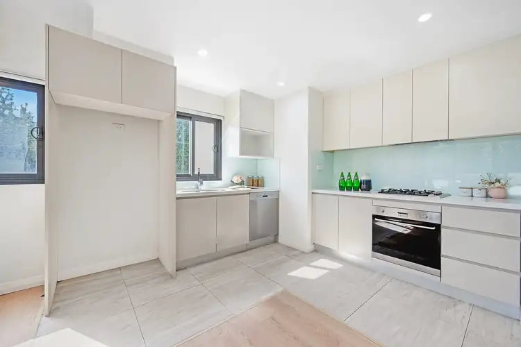 Fifth view of Homely apartment listing, 8/9 Crandon Road, Epping NSW 2121