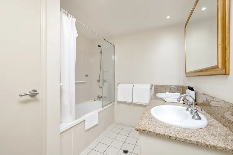 Fifth view of Homely unit listing, 1323/2-10 Greenslopes Street, Cairns North QLD 4870