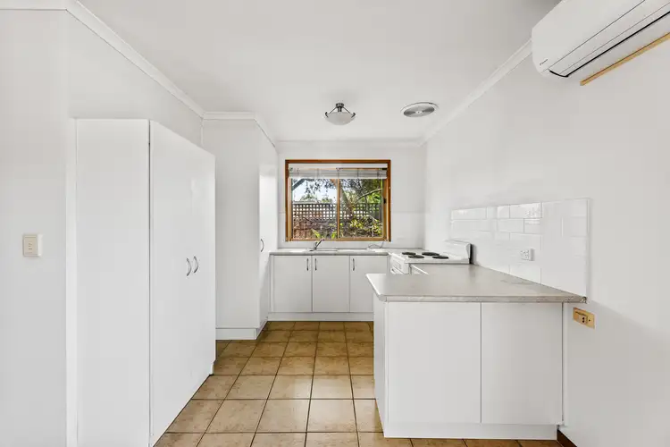 Fifth view of Homely unit listing, 1/35 Whitsunday Drive, Hoppers Crossing VIC 3029