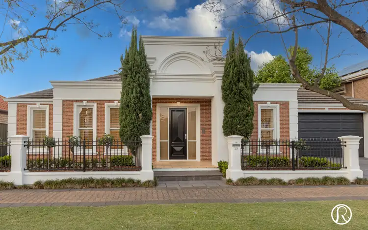 29 Lomond Circuit, Mawson Lakes SA 5095