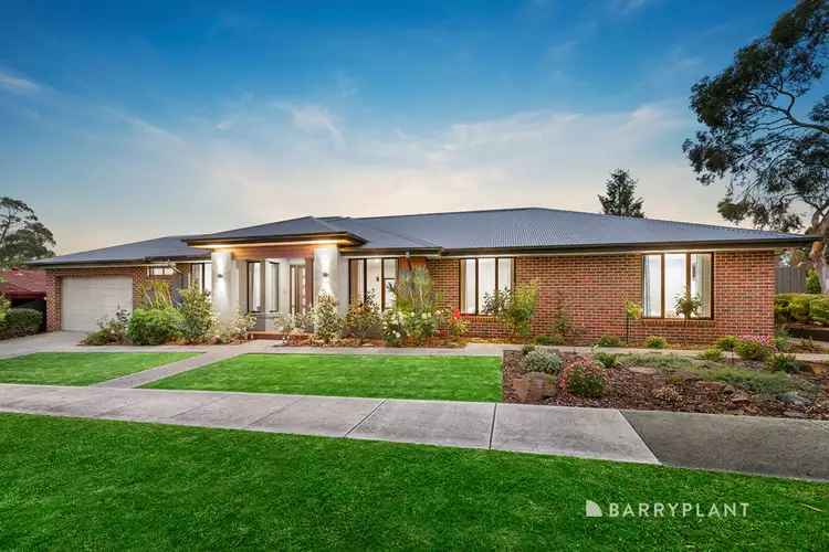 53 Wondalea Crescent, Wantirna VIC 3152