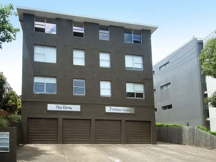 8/7 William Street