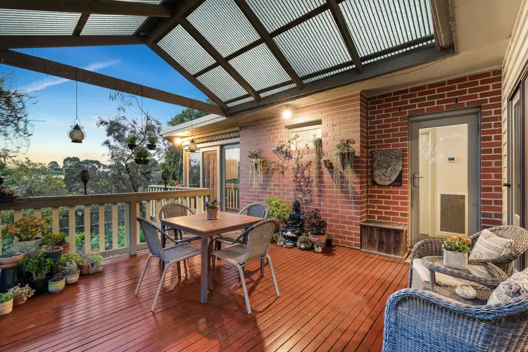 7 Iris Street, Burwood VIC 3125