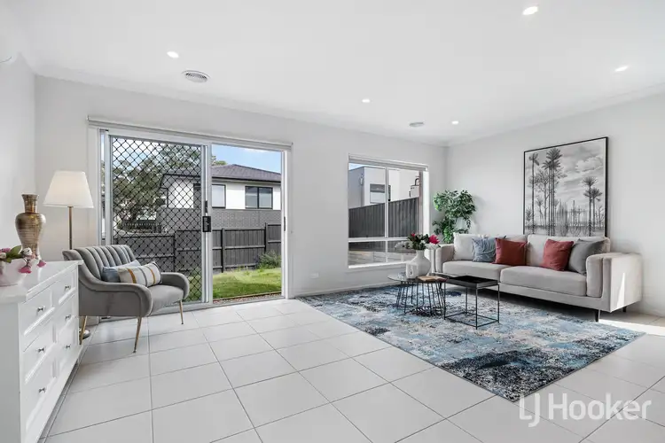 Second view of Homely house listing, 2 Oak Place, Doncaster VIC 3108