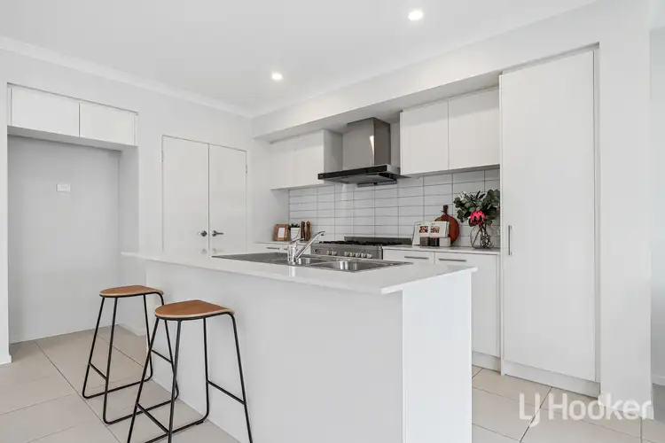 Sixth view of Homely house listing, 2 Oak Place, Doncaster VIC 3108