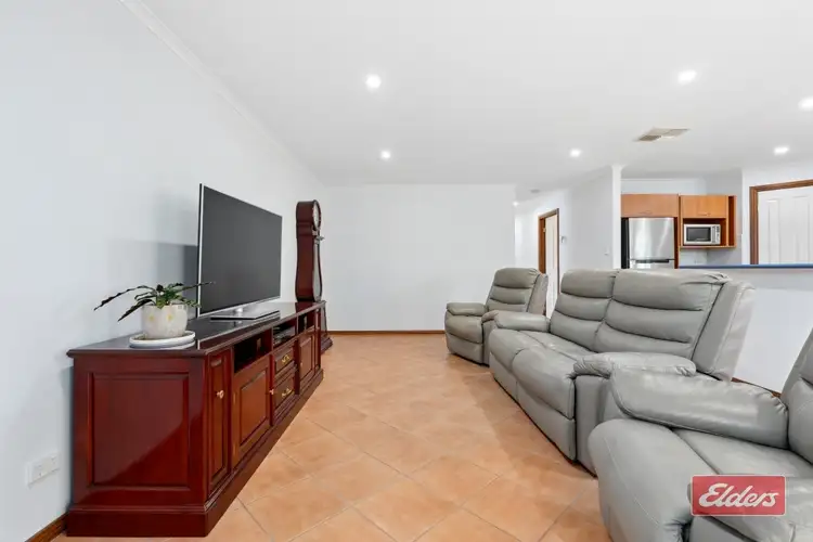 Fifth view of Homely house listing, 5 Maxwell Court, Evanston Park SA 5116