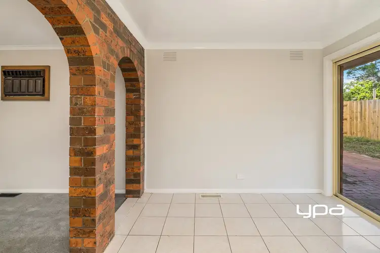 Fifth view of Homely house listing, 544 Elizabeth Drive, Sunbury VIC 3429