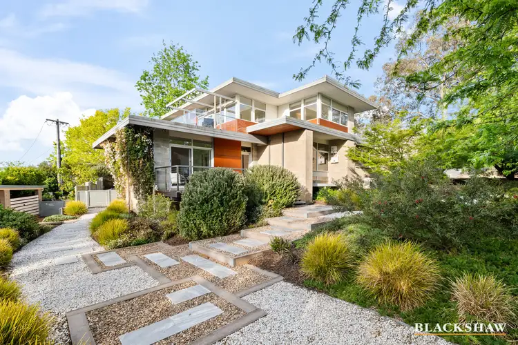 84 MacKenzie Street, Hackett ACT 2602