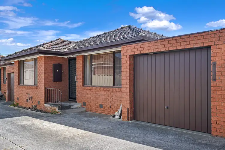 2/27 Grimwade Street, Reservoir VIC 3073