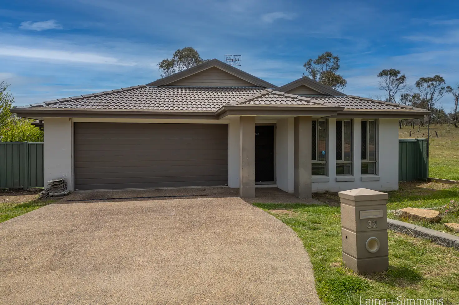 Main view of Homely house listing, 32 Dale Crescent, Armidale NSW 2350