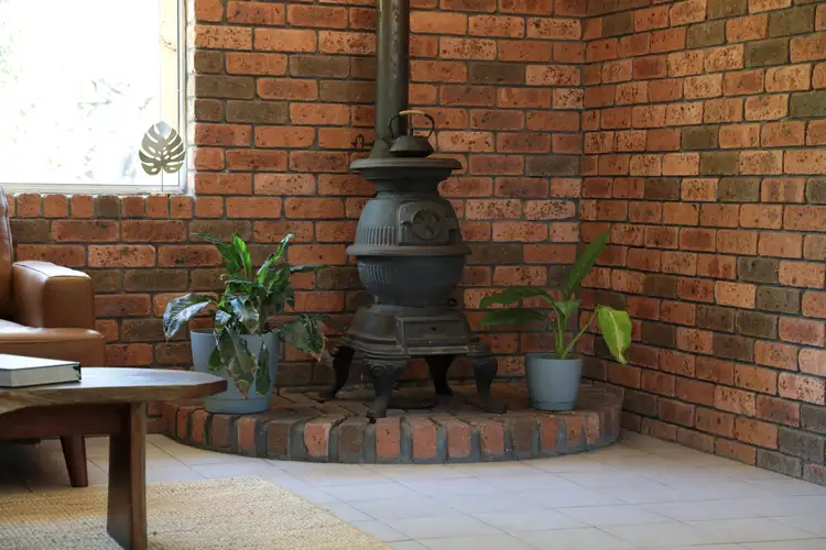73 Bruce Street, Unanderra NSW 2526