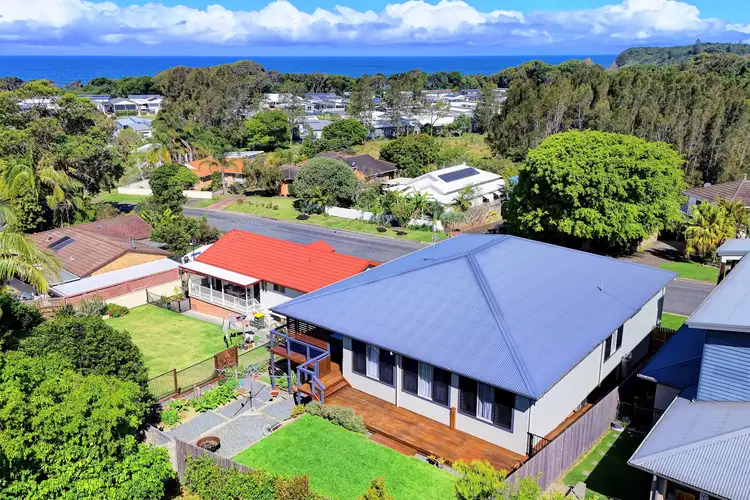 10 Hope Street, Red Head NSW 2430