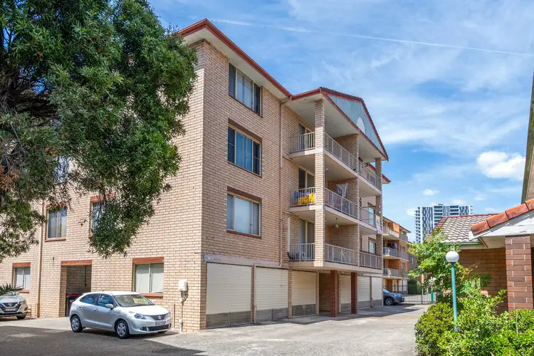 16/4 Riverpark Drive, Liverpool NSW 2170