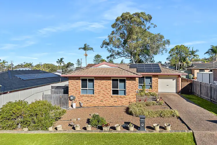 16 Oxford Drive