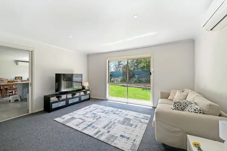 Second view of Homely house listing, 2/7 Brentwood Court, Warragul VIC 3820