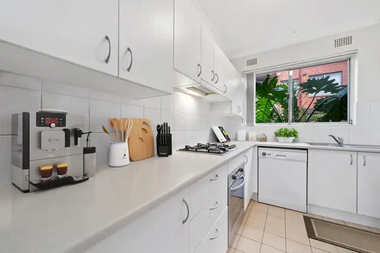 Sixth view of Homely apartment listing, 2/10 Lismore Avenue, Dee Why NSW 2099