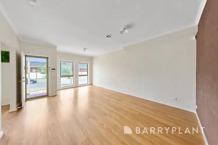 Second view of Homely unit listing, 6 Lantern Court, Cairnlea VIC 3023